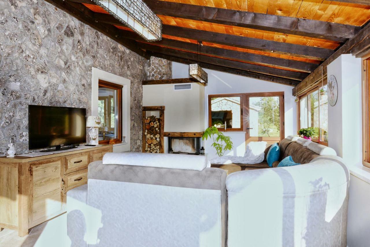 הוילה Stone House וודיצה מראה חיצוני תמונה