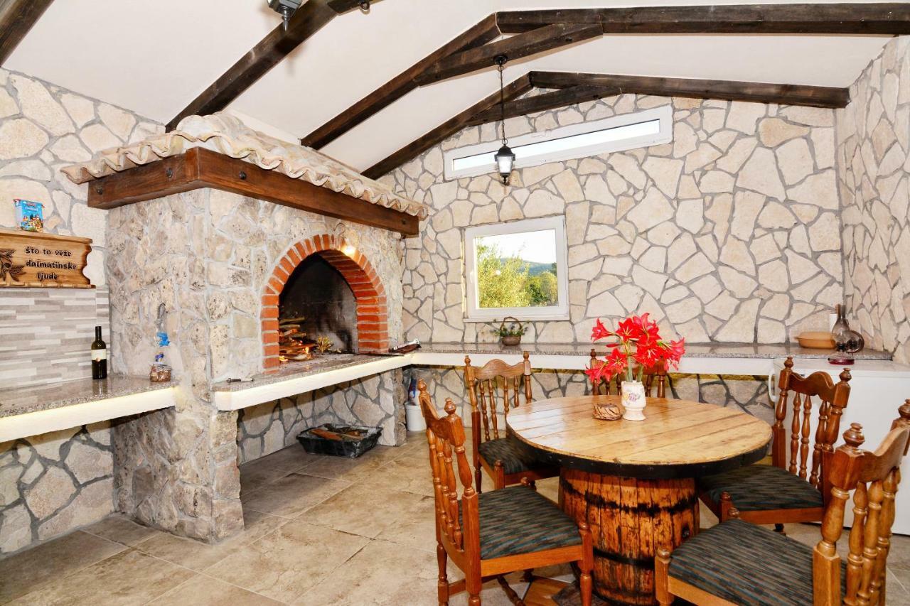 הוילה Stone House וודיצה מראה חיצוני תמונה