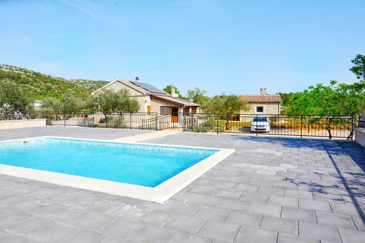 הוילה Stone House וודיצה מראה חיצוני תמונה